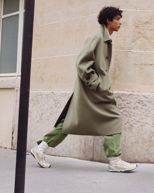 AURALEE × New Balance 204L