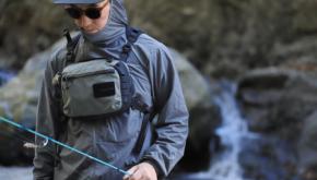 アフターグローが放つ、渓流釣りに絶好のフィッシングベスト! 独自モールシステムも見逃せない。