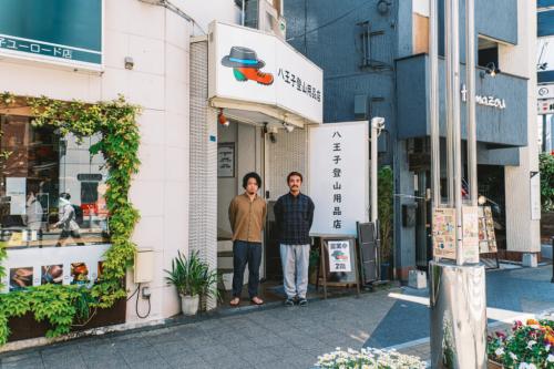 八王子登山用品店の加藤さんと堀さん