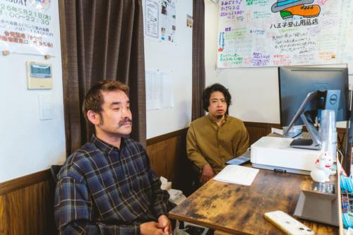 八王子登山用品店の加藤さんと堀さん