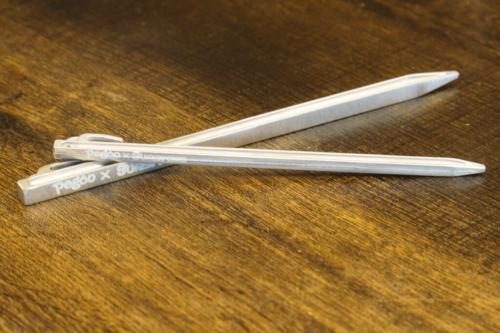 Pegooの超軽量マグネシウムペグ 