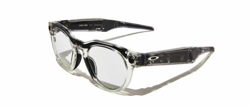 OAKLEY