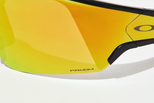 OAKLEY
