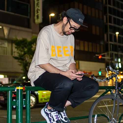 BEER蛍光ロゴT