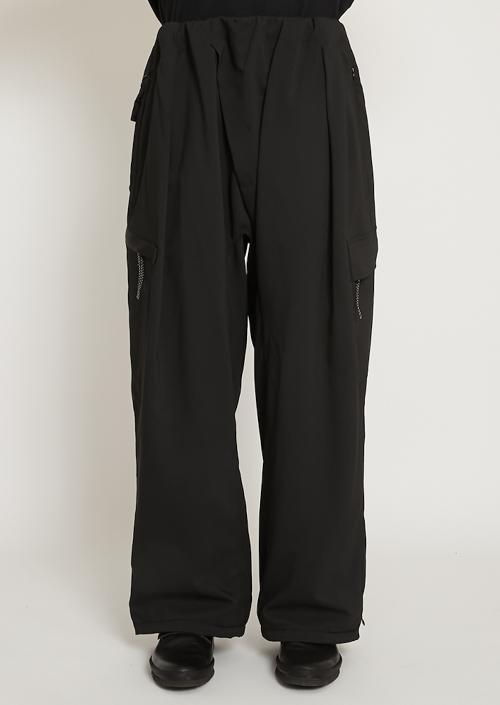 KREVA×ALMOSTBLACKのWOVEN TWO TUCK NINJA WIDE PANTS