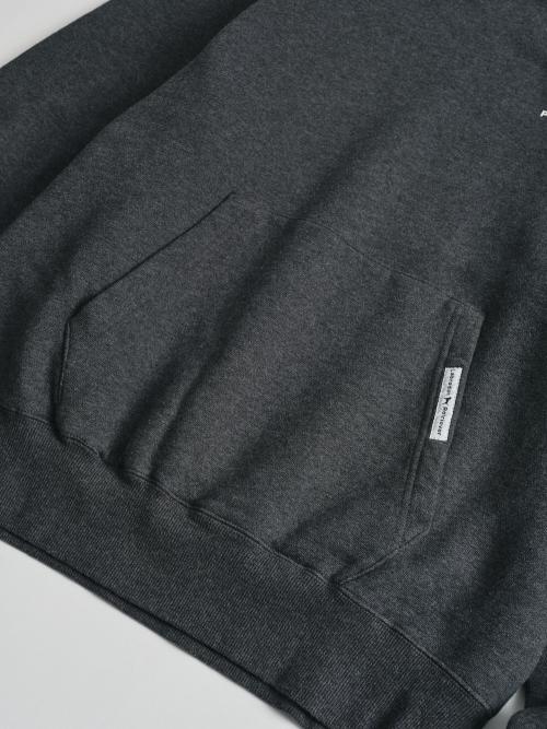 Labrador Retriever x Post O’Alls SHIBUYA Sweat Parka