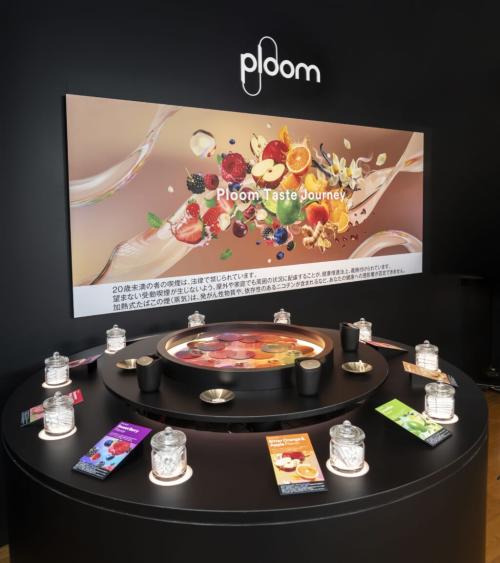 Ploom Shop銀座店1FB1F、10銘柄テイスティングスペース