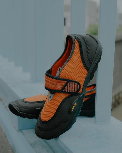 TOKYO DESIGN STUDIO New Balance MT2
