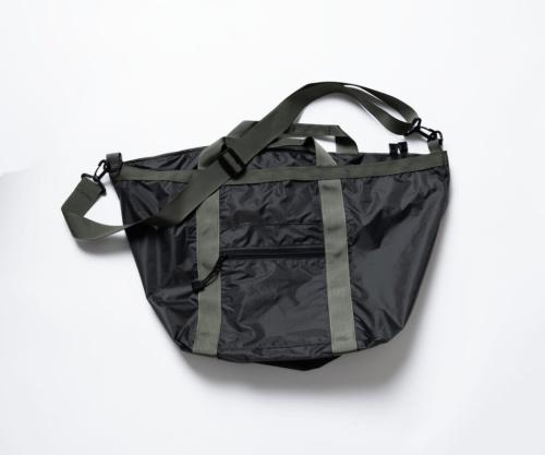 8.6.4×ronherman_Weekender Small