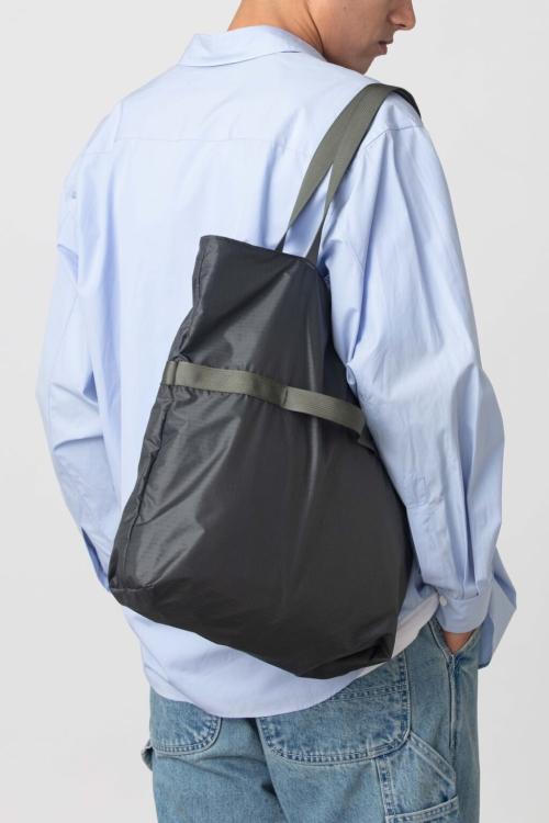 8.6.4×ronherman_Weekender Small
