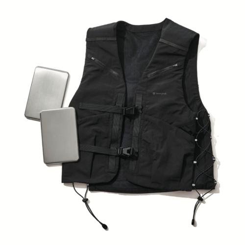 Snow Peak<br /> Water Cooling Device Vest　￥57200（スノーピーク ユーザーサービス係）