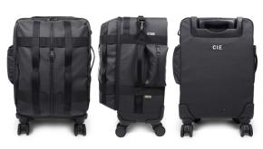 CIEの“GRID3”トローリーバッグに、機内持ち込みサイズが仲間入り。ミリタリー風の出で立ちで旅に出発!