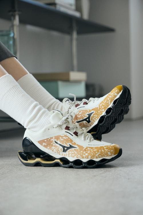 MIZUNO WAVE PROPHECY 13.2