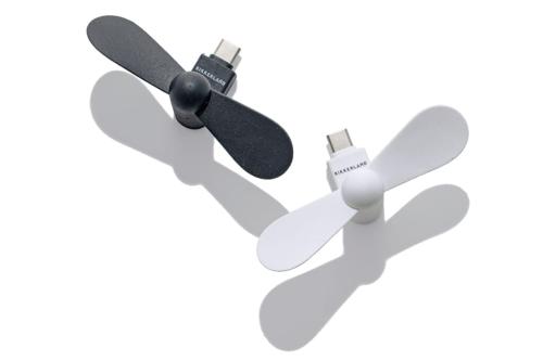 KIKKERLAND USB-C PHONE FAN<br /> 各￥1650（ディテール オンラインストア）