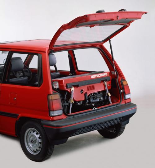 モトコンポ車載シーン（広報画像）
