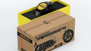 セイコー“5スポーツ”に、ホンダの名車「モトコンポ」仕様が登場！ ファン垂涎のディテールが満載。