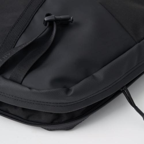 WM×BR NEOCHROME MESSENGER