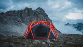ドイツ発、エアフレームのパイオニア「HEIMPLANET」の定番テントに、ダークマターを名を冠したスペシャルエディションが降臨。