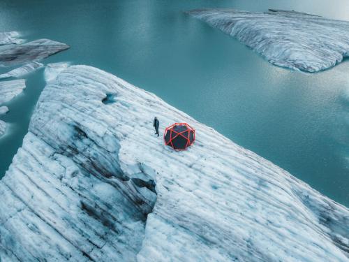 HEIMPLANET「THE CAVE XL 4-Season, Neon Red / Black」