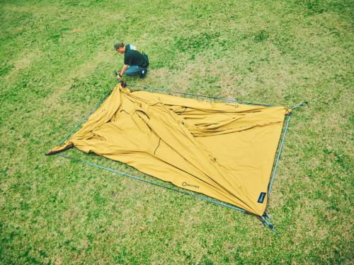 HILL FIELD “BIG TOP” 設営