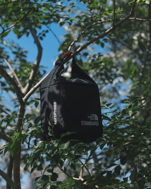 AeroPress® × THE NORTH FACE STANDARD ポーチ