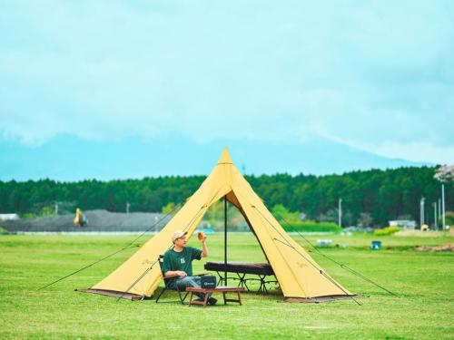 HILL FIELD “BIG TOP” クローズ