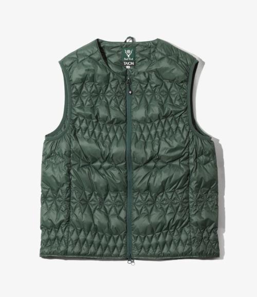 サウス2 ウエスト8とタイオン Inner Down Vestグリーン