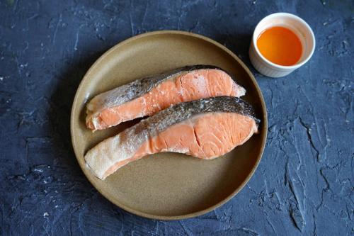 ONE POT WONDER「山頂 骨まで食べられる鮭」