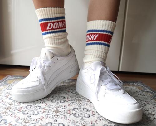 ドンキ購入品ルポ 話題のラインソックスが激かわ 足元コーデ3選