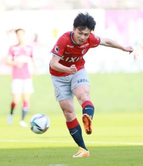 上田２発、鹿島快勝＝柏は３位浮上―Ｊ１