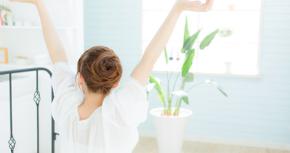 湯船に浸かると肌にいい？シャワー派との違いを美容目線でわかりやすく解説