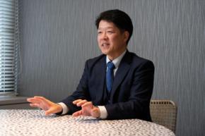 32歳で無職に。守れなかった過去を経て、「医療を守る社労士」を選んだ理由