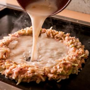 月島発「月島もんじゃ こぼれや」が海外初出店　6月27日にマレーシアでオープン