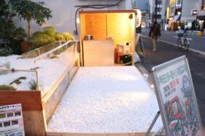 裸足で歩くとひんやり! 東邦レオが神田で行った「街を冷やす地面」の秘密