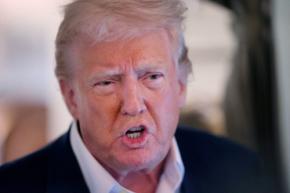 トランプ氏、3選を目指さないと明言　「4年間過ごし、引き継ぐ」