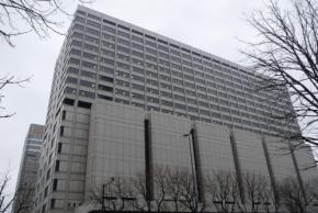 「自分止められず」検察は常習的と指摘　火事場窃盗の元捜査1課警部
