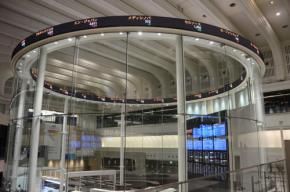 日経平均株価、取引時間中の最高値更新