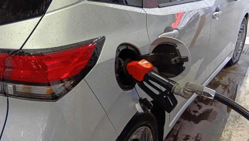 ガソリンの暫定税率廃止、効果どこまで? GS業者に「恩恵」薄く