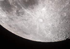 突然消える1等星　「レグルス食」を7日未明に観測