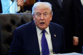 トランプ氏「素晴らしかった」米中首脳電話協議　良好な関係を強調