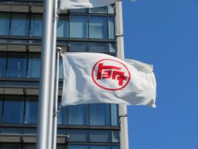 トヨタ、近健太CFOが社長へ　佐藤恒治社長は副会長に