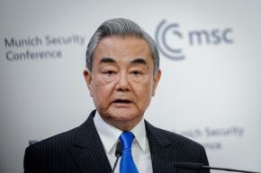 中国外相「一部の国が協力の雰囲気悪化させる」　ミュンヘン安保会議