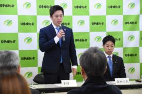 <1分で解説>維新、吉村代表を再任 代表選は行わず