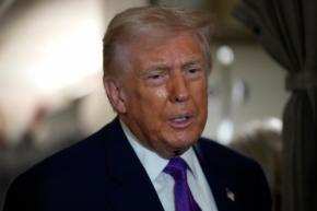 トランプ氏、イラン攻撃の判断は「最大で10～15日」　圧力強める
