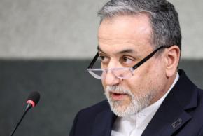 イラン外相「2、3日で核合意案準備」 トランプ氏は限定攻撃検討