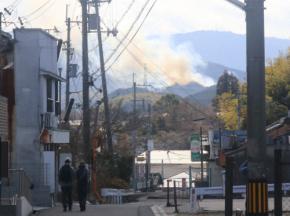 竹やぶ火災、現場で男性遺体を発見　和歌山・紀美野