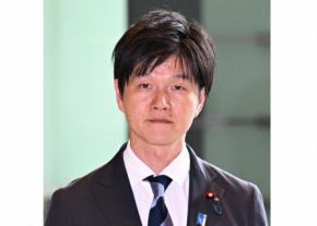鈴木農相が秋田県への「圧力」否定、県に反論　コメ生産目安巡り摩擦