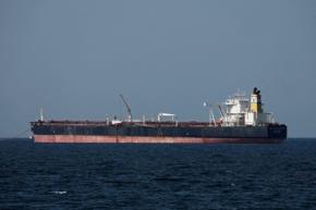 米原油先物が高騰　ホルムズ海峡「封鎖」で湾岸諸国に減産の動き