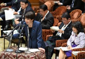 高市首相、当初予算案の年度内成立に改めて意欲　衆院予算委