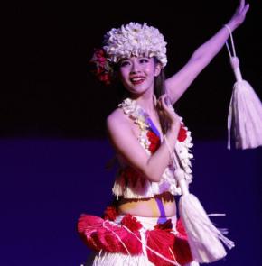 福島の「ハワイアンズ」フラガール　第20代キャプテンが引退へ
